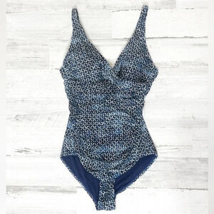 NipTuck Twist Front Joanne One Piece Blue Swimsuit US Size 8‎